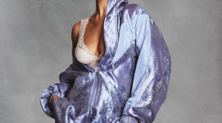 Θα μας τρελάνει! Η Irina Shayk έχει κοιλιακούς τέσσερις μήνες μετά τη γέννηση της κορούλας της!