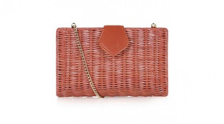 Υπέροχα clutches από την Issa London