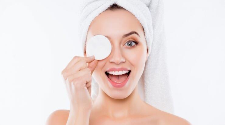 Τα 3 βήματα στη ρουτίνα περιποίησης της επιδερμίδας που δεν πρέπει ποτέ να ξεχνάς