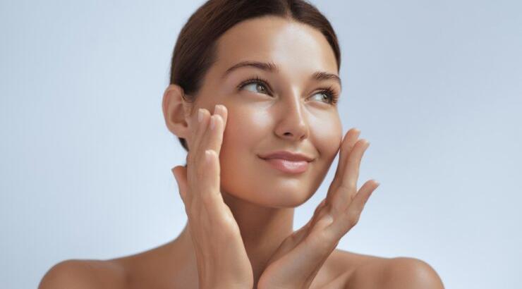 DIY eye mask: Φτιάξε μόνη σου τη μάσκα που ξεκουράζει την περιοχή των ματιών 