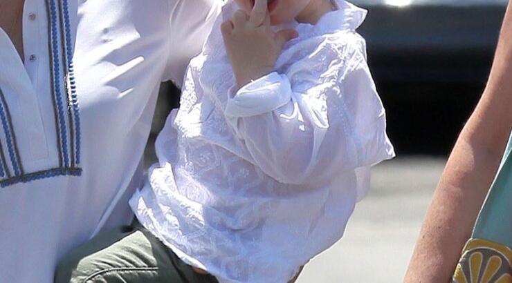 Ποια Χολυγουντιανή star έχει μητέρα αυτό το μωρό;