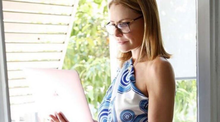 Η Τζένη Μπαλατσινού μας συστήνει τον πατέρα της!