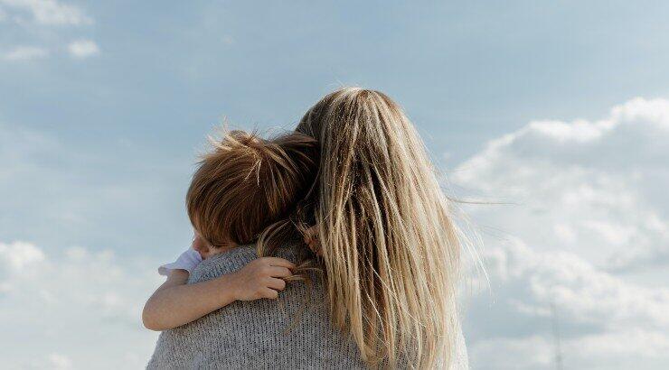 Η σχέση με τους γονείς πόσο επηρεάζει την ενήλικη ζωή μας;