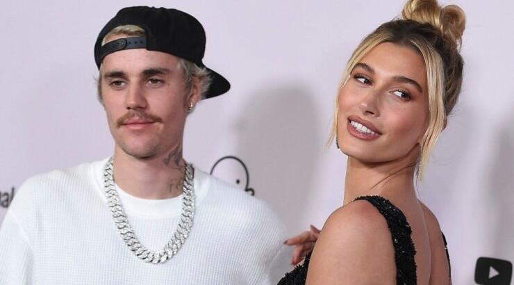 Justin - Hailey Bieber: Απολαμβάνουν τις καλοκαιρινές τους διακοπές στη Μήλο [εικόνες]