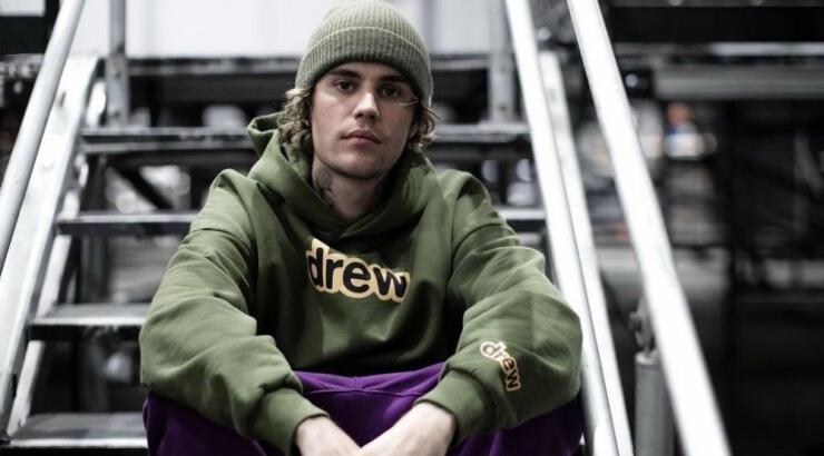 Το άγνωστο περιστατικό Έλληνα παρουσιαστή με τον Justin Bieber [βίντεο]