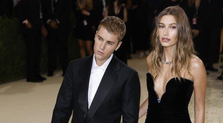 Hailey Bieber: Έκανε hot αποκαλύψεις για το πότε και πως κάνει σεξ με τον Justin Bieber 