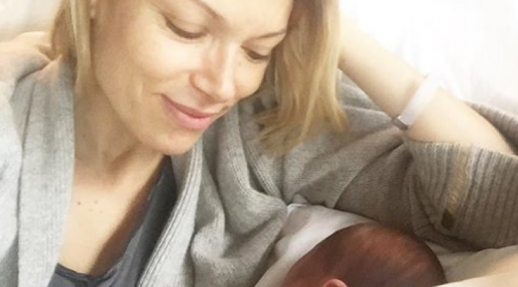 Η Βίκυ Καγιά βγήκε από το μαιευτήριο πιο κομψή από ποτέ! [εικόνες]