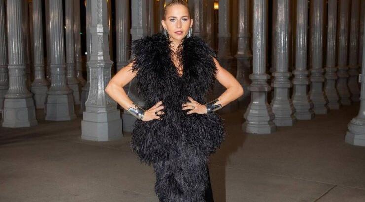 Καλεσμένη σε γάμο το χειμώνα;  Οι προτάσεις που θα σε αναδείξουν στην πιο κομψή και stylish καλεσμένη.