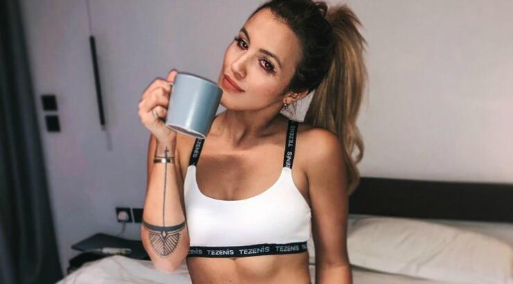 Κάλια Ελευθερίου: Μας δείχνει πως παραμένει σε φόρμα αυτή την περίοδο [βίντεο]