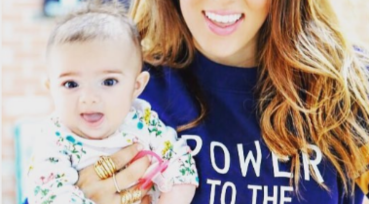 Καλομοίρα: Πιο αδύνατη από ποτέ τέσσερις μήνες μετά τη γέννηση της κόρης της!