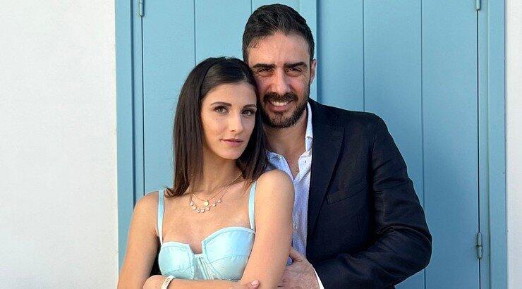 Ειρήνη Καραγιώργη – Χρήστος Κυπρή: Έγιναν νονοί έχοντας στο πλάι τους τα έξι παιδιά τους [εικόνες]