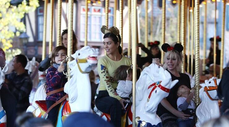 Μια Kardashian στη Disneyland 