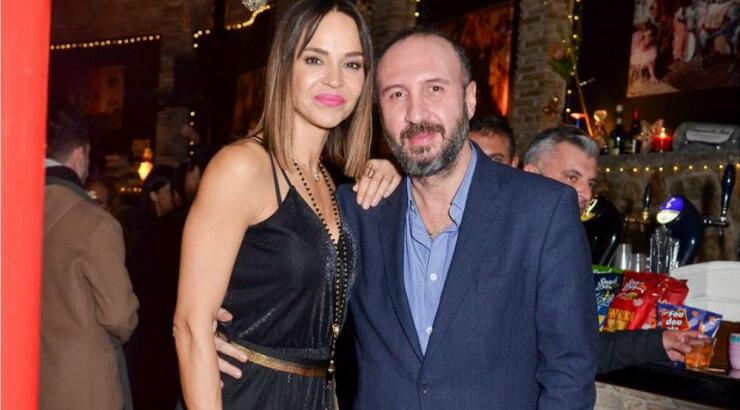 Και όμως! Η Νικολέττα Καρρά ανέβασε φωτογραφία από το γάμο της λίγους μήνες μετά το διαζύγιο με τον Κύπριο επιχειρηματία Φώτο Πιττάτζη