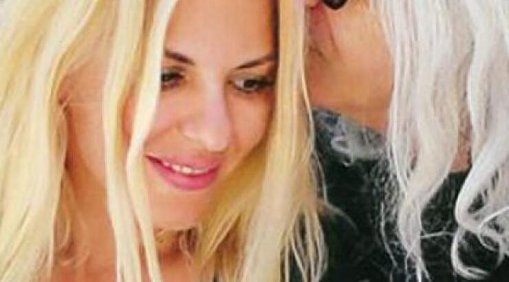 Αννίτα Πάνια: Τι είπε στον αέρα της εκπομπής της για το Νίκο Καρβέλα! [βίντεο]