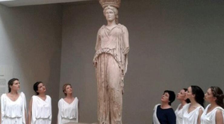 Μια πρωτότυπη εκδηλωση διαμαρτυρίας για τα μάρμαρα του Παρθενώνα