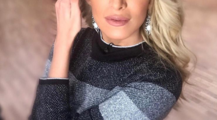 Αποκάλυψη στην εκπομπή της Καινούργιου: Μετά από 25 προτάσεις γάμου επώνυμη Ελληνίδα είπε επιτέλους το "ναι"