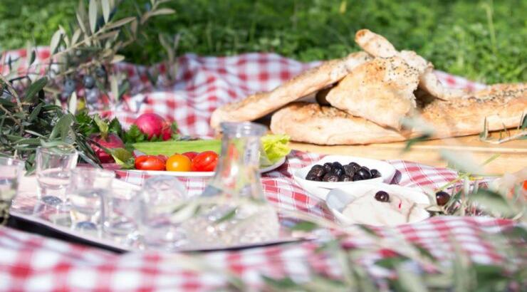 Καθαρή Δευτέρα: Προσοχή στις διατροφικές παγίδες