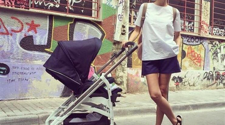 Βίκυ Καγιά: Η φωτογραφία της κόρης της που έγινε έξι μηνών!