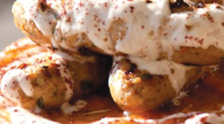 Κεμπάπ με σάλτσα γιαουρτιού