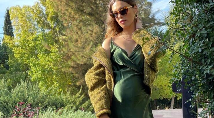 Maternity style: H Κρίστη Αγαπίου σου προτείνει το απόλυτο βραδινό σύνολο