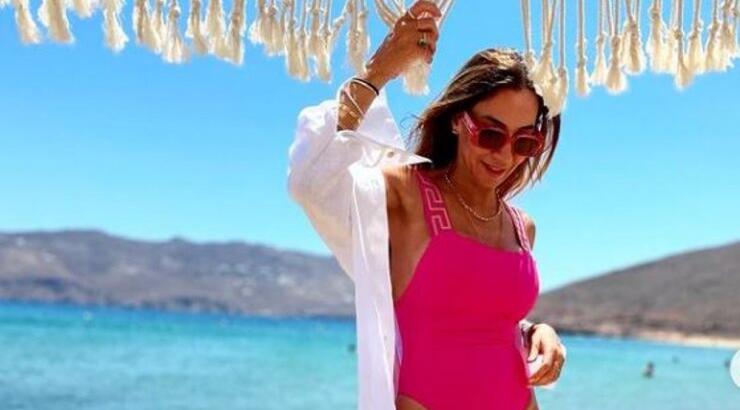 Bρήκαμε κοσμήματα που επιλέγει η Δέσποινα Τζιαπούρα για το καλοκαίρι