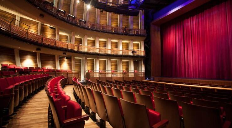 Σε Αίθουσα Εύης Γαβριηλίδης μετονομάζεται η Κεντρική Σκηνή του ΘΟΚ.  