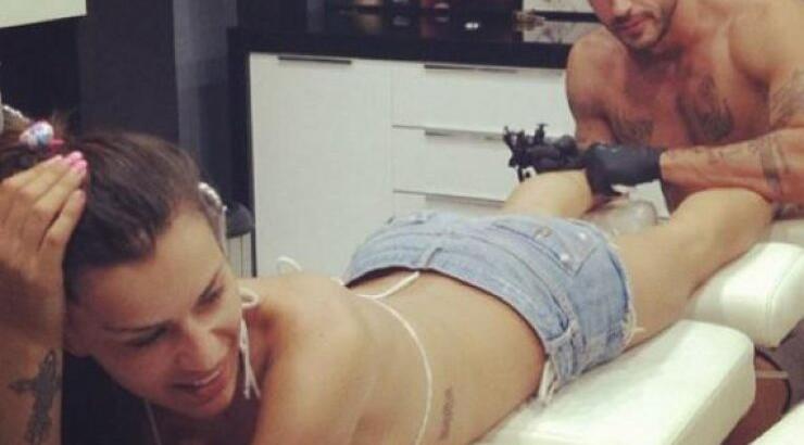 Η Χριστίνα Κολέτσα «χτύπησε» νέο τατουάζ