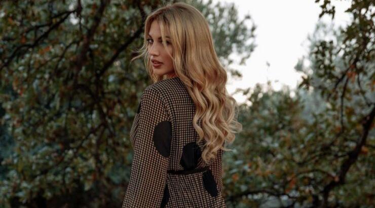 Κωνσταντίνα Σπυροπούλου: Η ανάρτηση που έκανε με την κούκλα αδερφή της [εικόνα]