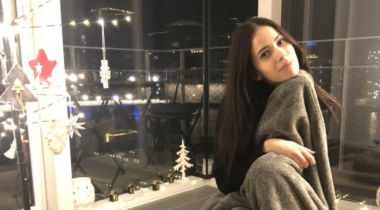 Έτσι πέρασα το βράδυ της Κυριακής στο στολισμένο μου σαλόνι! [εικόνες]