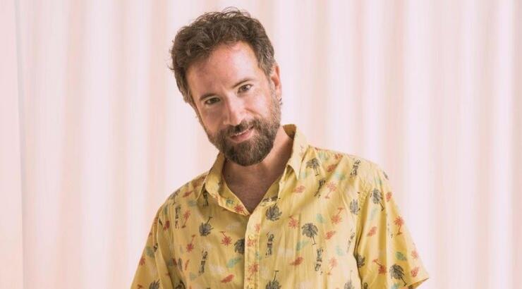 Κωστής Μαραβέγιας: Θα αναλάβει την παρουσίαση του νέου "Στην υγειά μας"