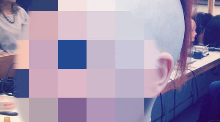 Ελληνίδα ηθοποιός με ξυρισμένο κεφάλι!