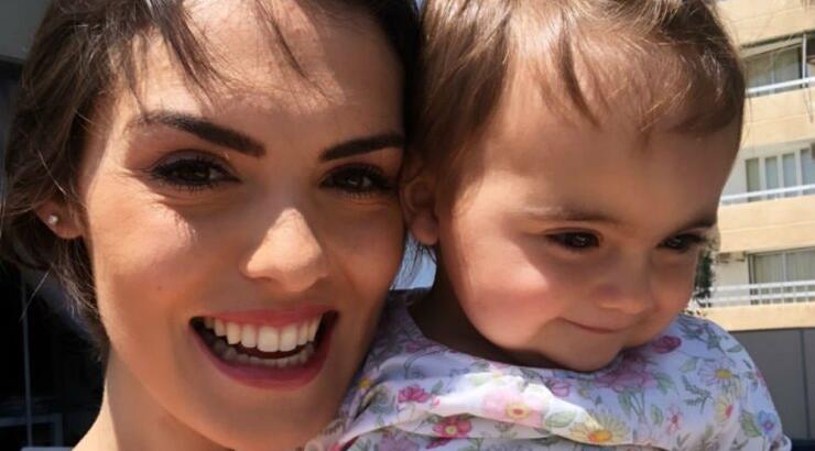 Κρίστη Αγαπίου: Μας δείχνει την κόρη της που άρχισε να μπουσουλάει! [βίντεο]