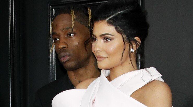 Kylie Jenner – Travis Scott: Μάθαμε το δεύτερο όνομα του γιου τους και τον συναισθηματικό λόγο που το επέλεξαν! 