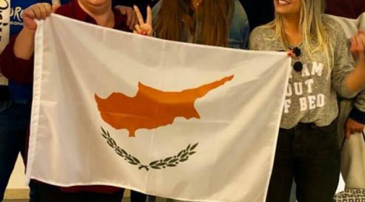 Η κυπριακή αποστολή στην Eurovision επέστρεψε στην Κύπρο – Οι πρώτες τους δηλώσεις στο αεροδρόμιο! [βίντεο]