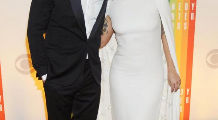 Πρόταση γάμου έκανε στην Lady Gaga ο αγαπημένος της, Taylor Kinney