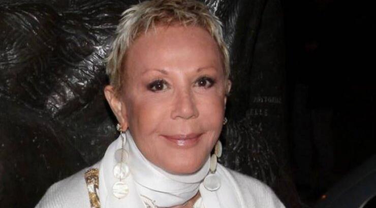 Ζωή Λάσκαρη: "Έχω πέσει στα πατώματα, έχω φάει κλοτσιές, έχω φάει κέρατο"