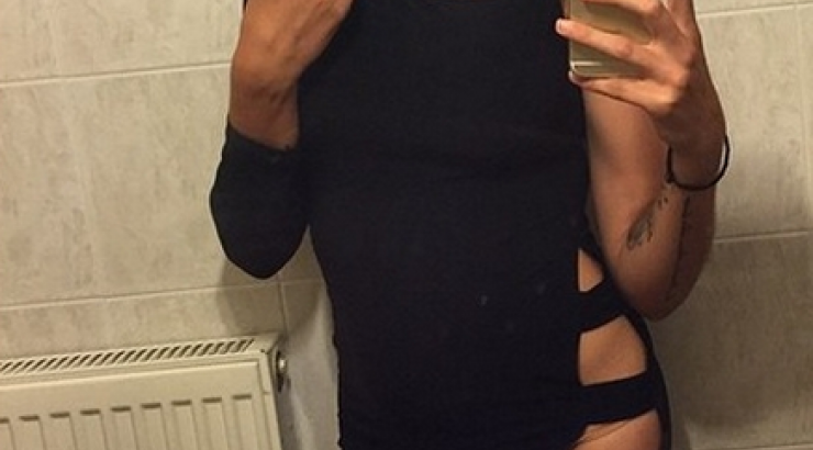 Η σέξι εμφάνιση επώνυμης Ελληνίδας στα γενέθλια του άντρα της!