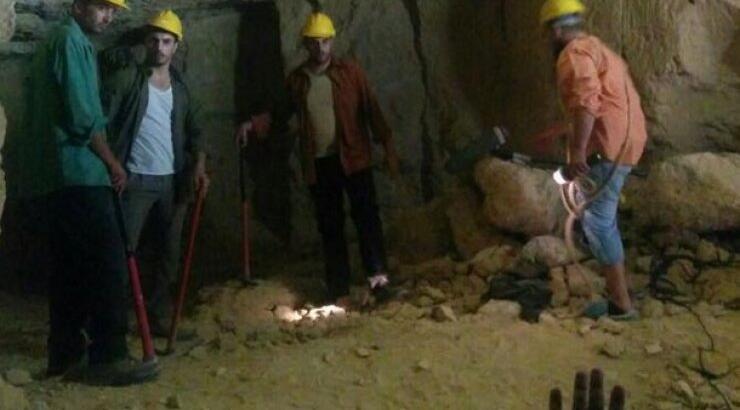 Ποιoς Κύπριος ηθοποιός σκάβει σε ορυχείο;