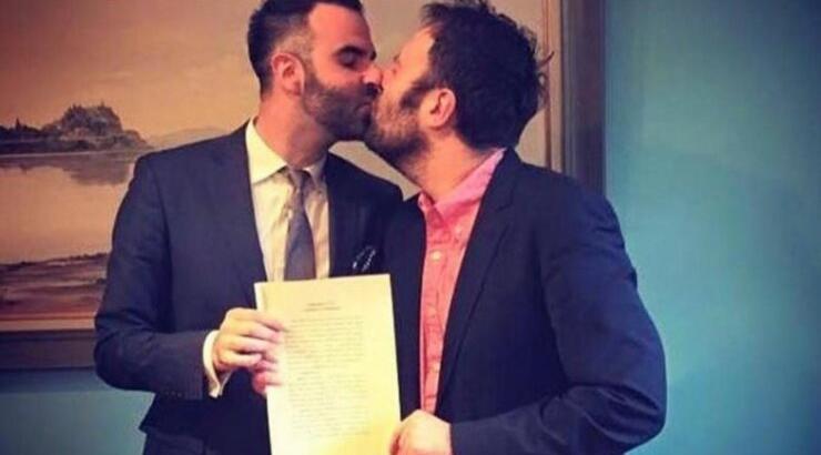 Επώνυμος Έλληνας υπέγραψε το πρώτο σύμφωνο συμβίωσης με το σύντροφο του