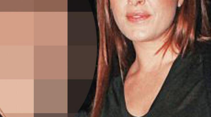 Δείτε την μητέρα της Έλενας Παπαρίζου