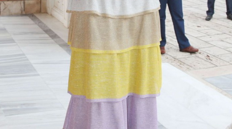 Πότε βαφτίζει τον γιο της Ελληνίδα ξανθιά παρουσιάστρια;