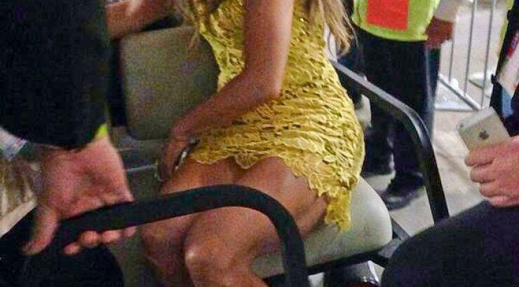 Δείτε με τι φόρεμα πήγε η Lopez στο γήπεδο λίγο πριν ξεκινήσει το Μουντιάλ 