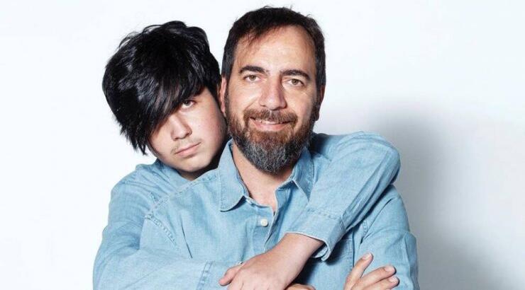 Λώρης Λοϊζίδης: Στην Αγγλία με τον έφηβο γιο του, Χρύση [εικόνα] 