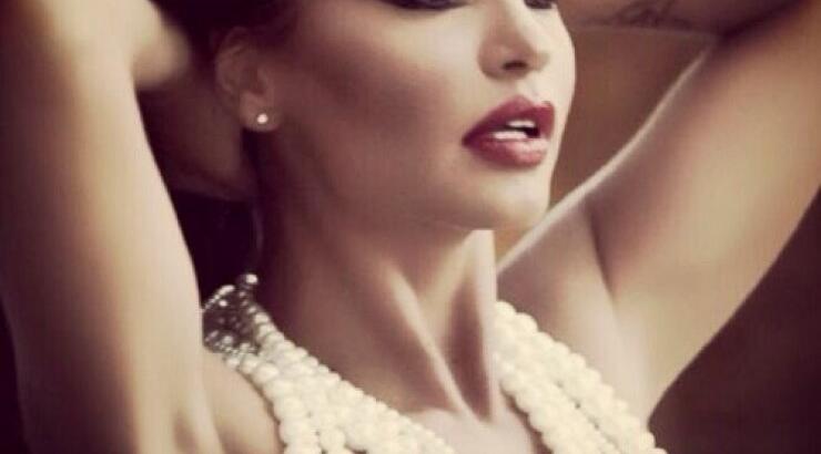 Νίνα Λοτσάρη: Ποζάρει με μαγιό στο Instagram