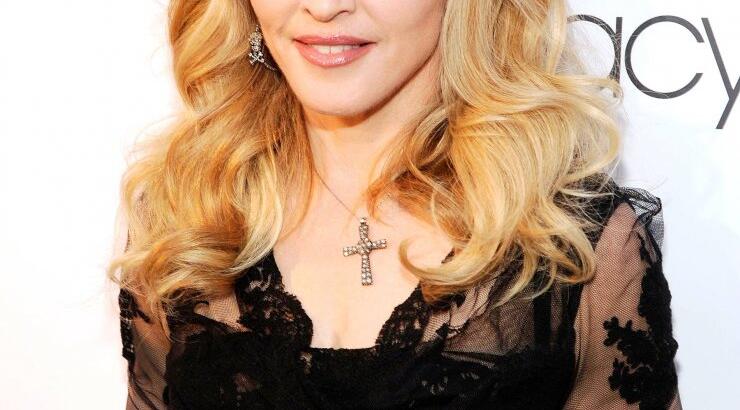 Madonna: Δεν θα πιστεύετε τι έκανε στο γιο της για να μοιάζει με κορίτσι