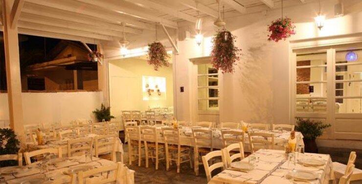 5 λευκωσιάτικα στέκια που αξίζει να κλείσεις τραπέζι!