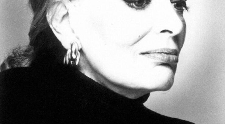 Η Μελίνα Μερκούρη στο Facebook 