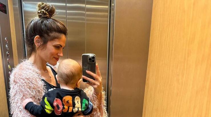 Η Μαίρη Συνατσάκη εξομολογείται: “Νιώθω μόνο μαμά αλλά δεν θέλω να νιώθω μόνο μαμά” [βίντεο]