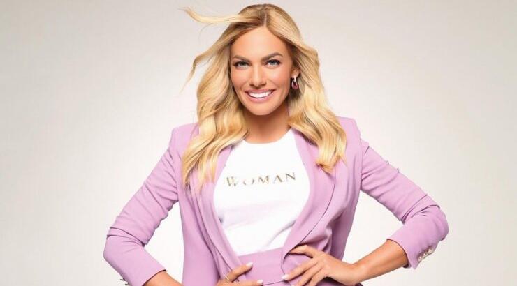 Ιωάννα Μαλέσκου: Το ανανεωμένο της look στην πρεμιέρα της εκπομπής της! [βίντεο]