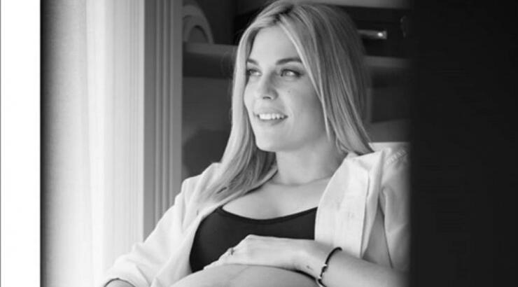 Μαντώ Γαστεράτου: Η πρώτη φωτογραφία με τον νεογέννητο γιο της στο μαιευτήριο